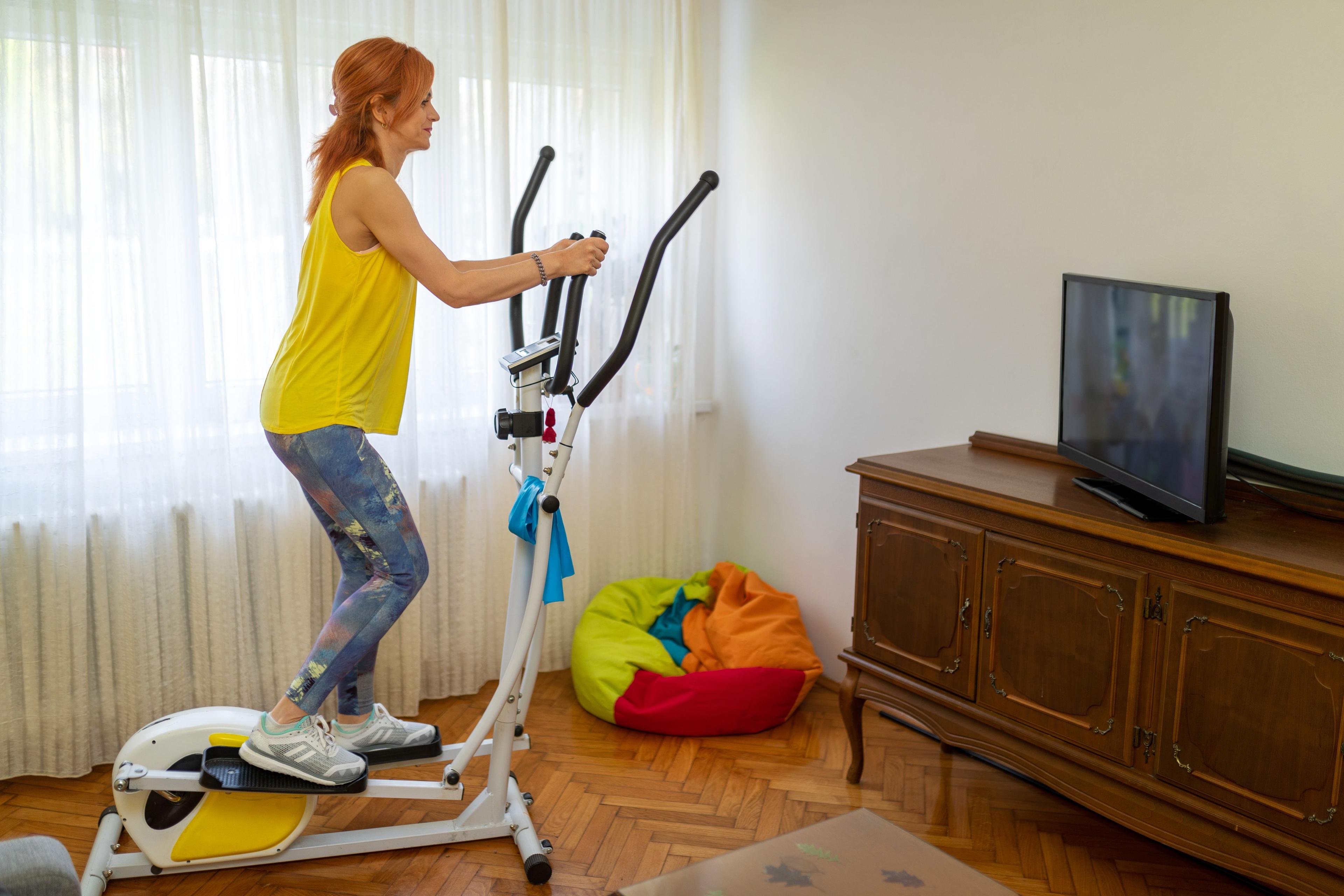 ¿Cómo hacer ejercicio mientras ve la televisión?